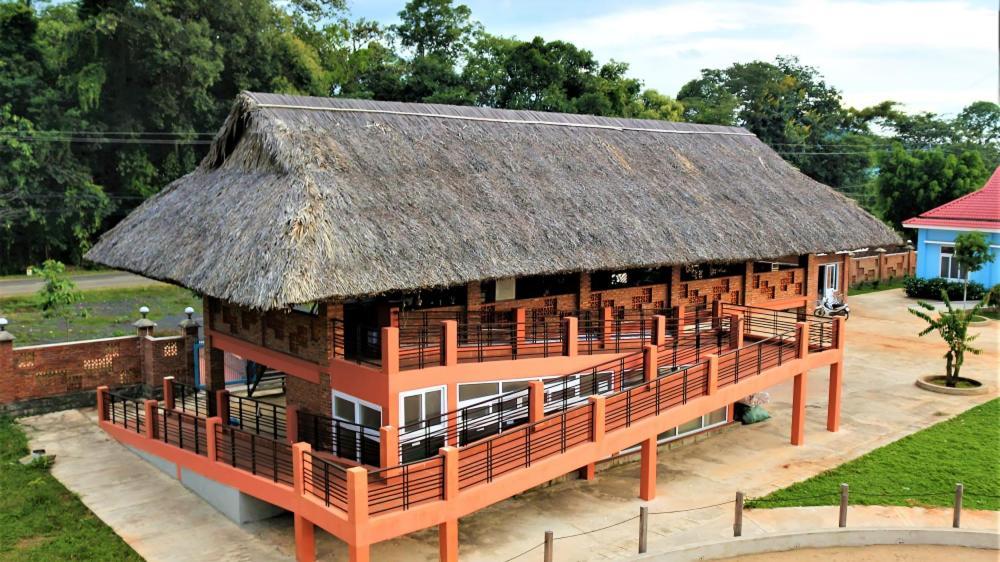 Nha May Man Krong No - Dak Nong Hotel Buon Kuop Bagian luar foto